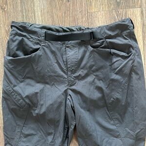 North Face Nylon Cargo Pants, Men’s 34, Dark Gray
